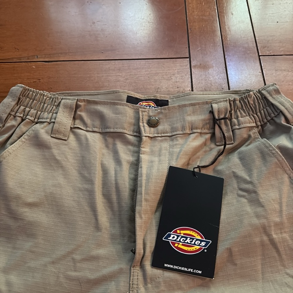 NWT - DICKIES Hopper Bay Cargo Pants, Khaki, Size 30 - Picture 4 of 5
